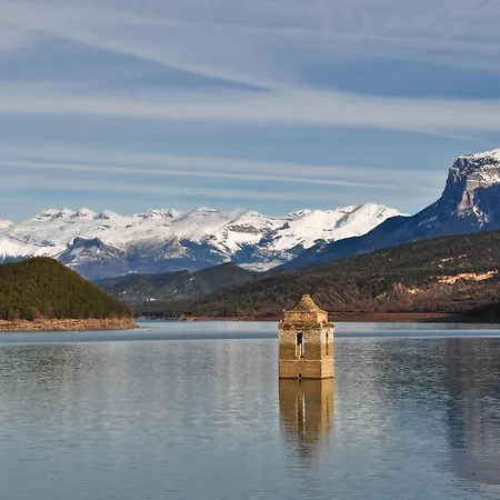 Casa Sallan Ordesa Pirineo * 拉斯普纳