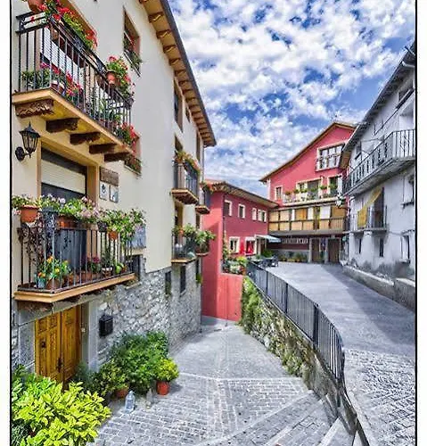 Casa Sallan Ordesa Pirineo Casa rural Laspuña